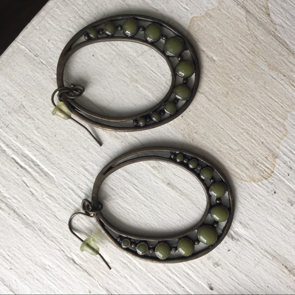 Assorted earring bundle✨🪩 - Picture 7 of 9